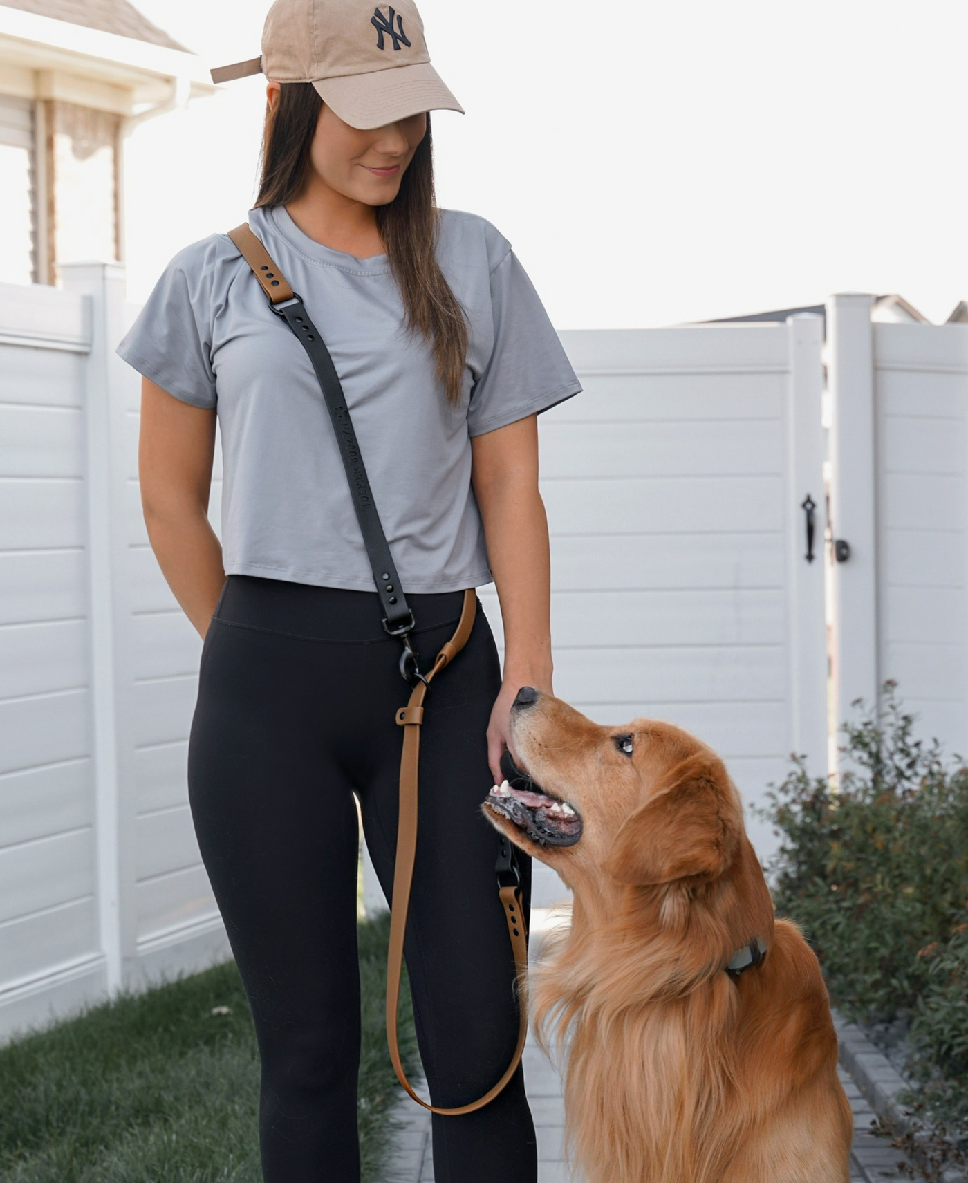 Multi-Use Dog Leash - Black & Tan